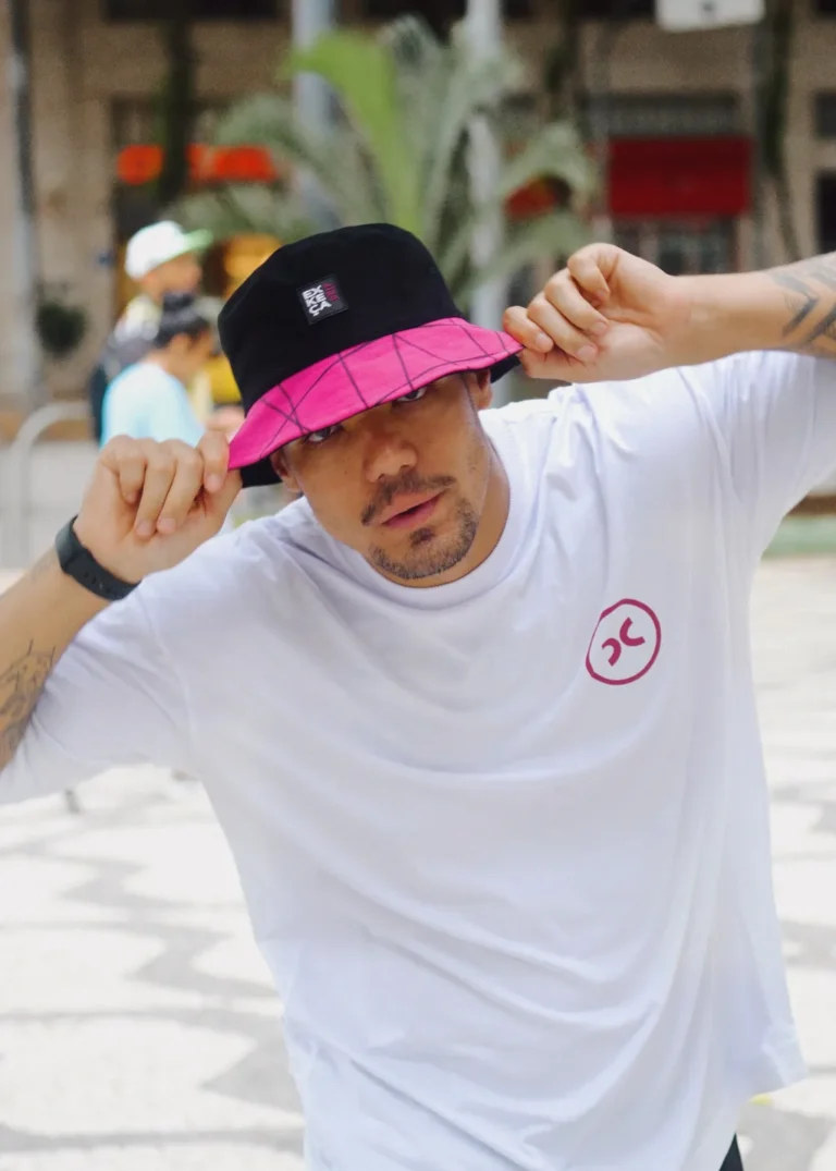 Bucket Harmonia Magenta