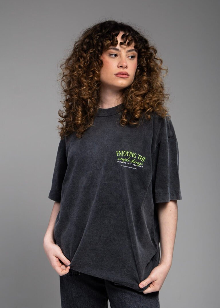 Camiseta Oversized Simple Things